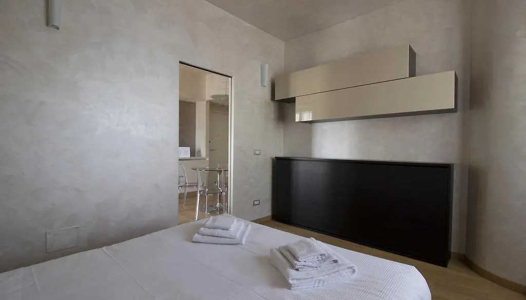 Italianway-Ronchi Apartment Milan