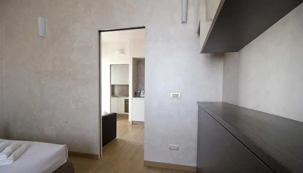 Italianway-Ronchi Apartment Milan Italy